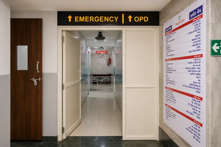 Airy waiting hall